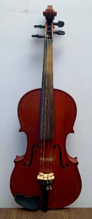Vintage Japanese-made violin with case