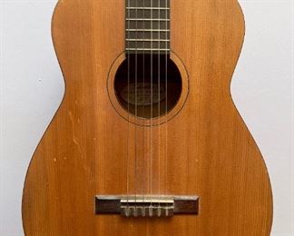 Vintage Silverton Classic acoustic guitar