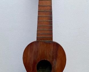 Vintage Kao wood ukulele with case