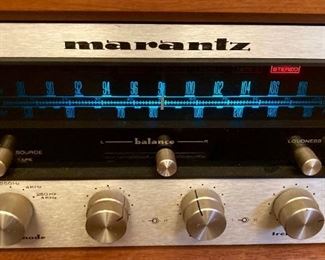 Vintage Marantz Stereophonic Receiver model 2250