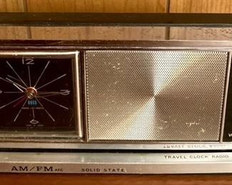 Vintage travel clock AM/FM radio