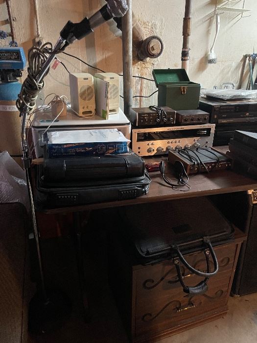 Marantz Receiver as well as several other vintage electronics 
