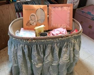 Baby's bassinet