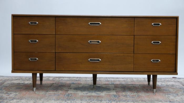 Mid Century Modern Dresser