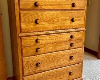 Lane Chest of Drawers