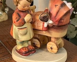 Hummel 62 Girl Praying Stroller