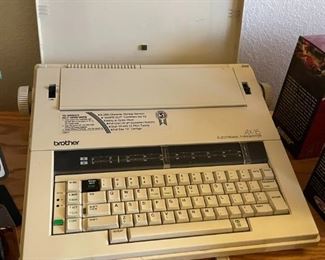 Brother AX-15 Typewriter