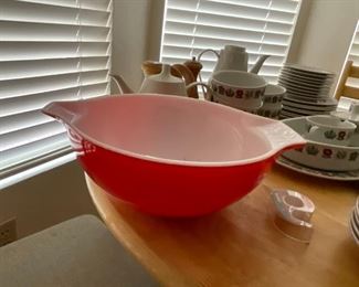 Red Pyrex Mixing Bowl  #444