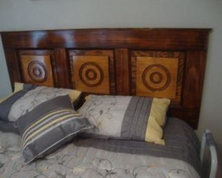 Custom pin headboard for Queen-Full size bed