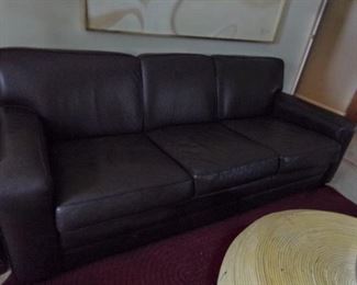 LEATHER CREATIONS LEATHER COUCH -' Like new 'condition