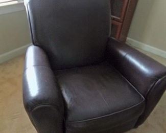 LEATHER CREATIONS LEATHER RECLINER