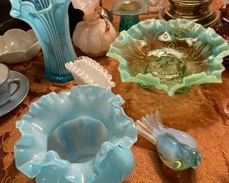 lots of Fenton & collectible glass