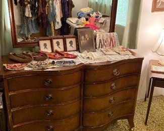 lovely mahogany bow front dresser with. mirror