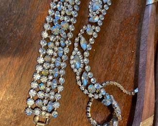 Weiss bracelet & unmarked matching necklace