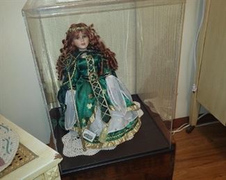 irish doll w/case