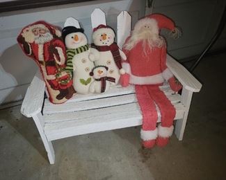 sm. white bench & Christmas