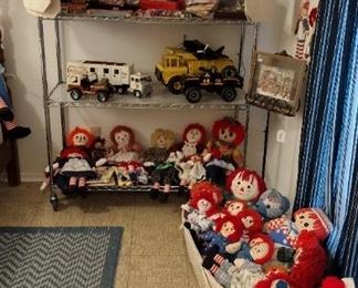 Raggedy Ann & Andy Collection / Toys