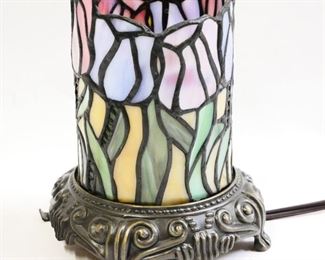 Small Tiffany-Style Desk Lamp