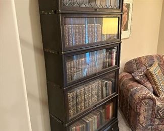 GLOBE - WERNICKE CO (D-10 1/4 Grade 698) 5 Stack Barrister Bookcase with Bottom Drawer