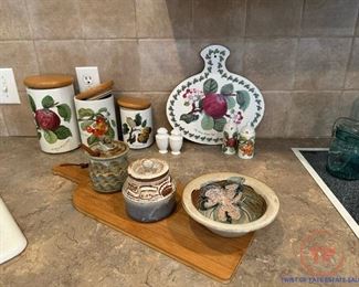 Vintage Pyrex Pieces