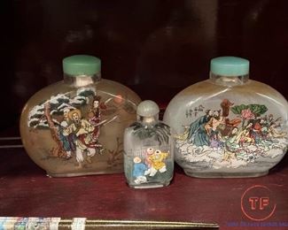 Reverse Hand Painted Snuff Bottles