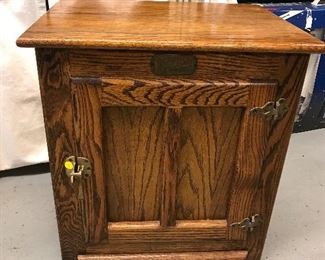Nice Oak End table along the style of the old oak ice boxes.  Made by White  in St Louis, Mo