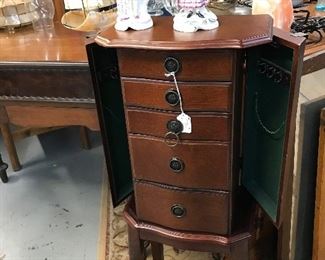 Lovely Jewelry box with side doors