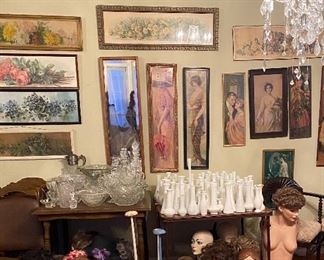 Mannequin heads, antique pressed glass, vintage card table with 4 chairs