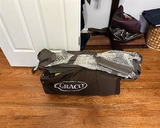Pack and play by graco