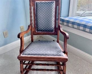 Antique Rocking Chair / Sewing Chair