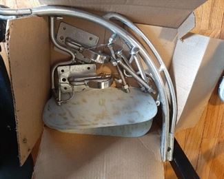 Snap davit kit for swim platform mount