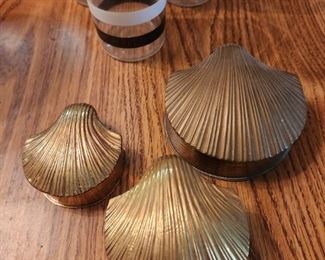 Brass clam trinket boxes