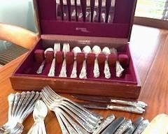Sectional Oneida Limited Valley Rose & Belgian Hans Korner Silverplate Flatware