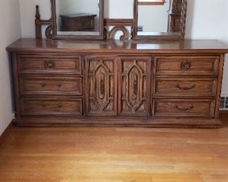 Vintage Gothic 6pc Bedroom Set Includes Dresser 80"W x 20"D x 31.5"H with 2 Mirrors 21"W x 54.5"H each, Chest of Drawers/Armoire 41"W x 19.25"D x 58.75"H , Night Stand 25"W x 16"D x 24"H & Queen Headboad $895