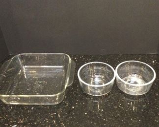 Pyrex Glassware