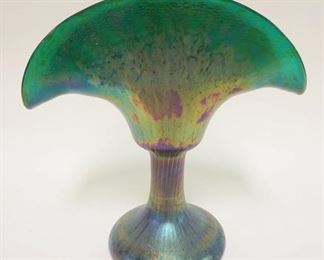 1172	ART GLASS IRIDESCENT TEAL FAN VASE, APPROXIMATELY 10 IN X 5 IN X 10 IN H
