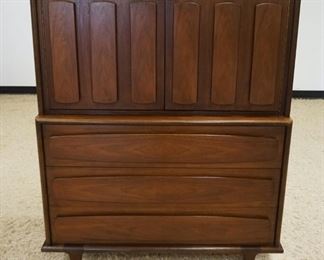 1207	MID CENTURY MODERN AMERICAN OF MARTINSVILE 5 DRAWER CHEST, 2 CONCEALED BY TOP DOUBLE DOORS, APPROXIMATELY 42 IN X 19 IN X 53 IN H
