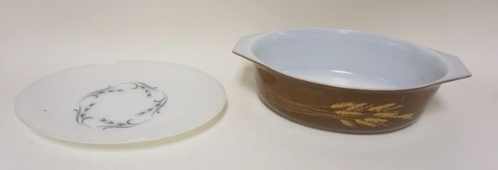 1283	PYREX CORNING OVAL BOWL AND UNDER PLATE, 13 IN X 9 IN X 3 IN H
