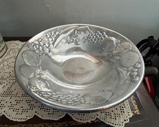 Wilton Armetale bowl