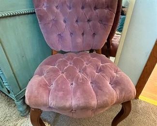 Tufted side chair