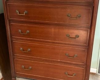 Vintage Chest of Drawers