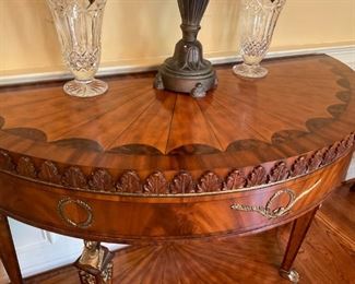 CLOSER VIEW OF THIS BEAUTIFUL MAITLAND PIECE