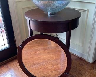 SINK WITH MATCHING MIRROR