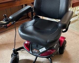 Merits Junior scooter chair, like new