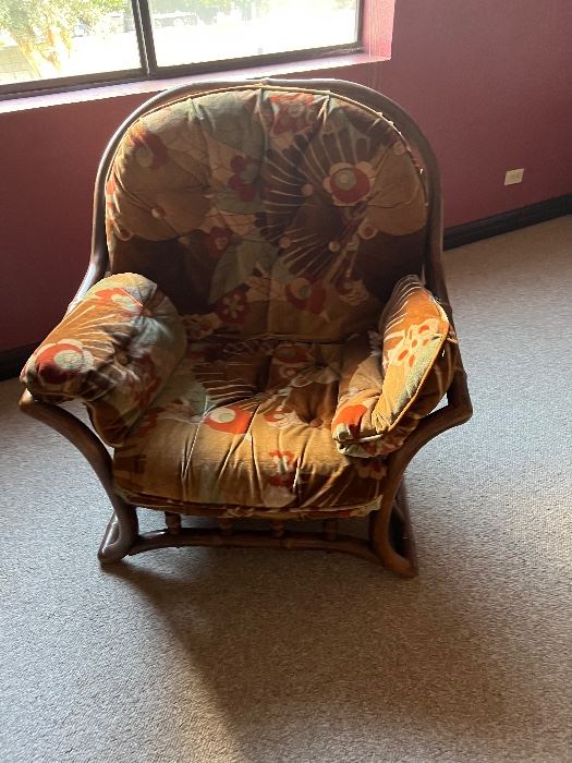 Vintage armchair. Good condition.