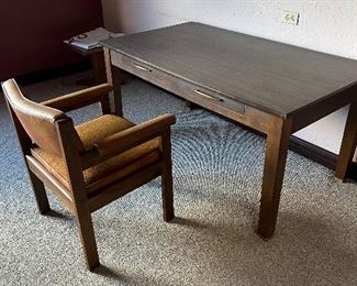Wooden desk + chair. 