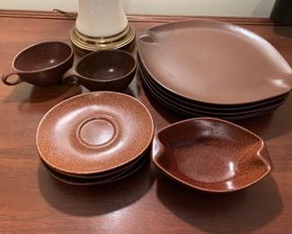 #163	Roseville "Raymor Autumn Brown Roseville Pottery - 5 Dinner Dishes, 4 Saucers, 1 Bonbon dish, 2 Coffee Cups	 $90.00 
