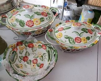 Cookware/Serving Pieces