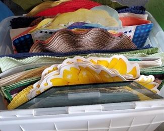 LOTS of placemats