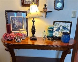 Sofa Table; Table Lamp; Decor